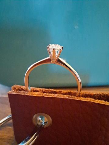 Briljanten gouden diamanten ring briljant solitair diamant beschikbaar voor biedingen