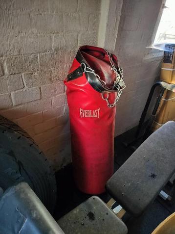 Bokszak heavybag beschikbaar voor biedingen