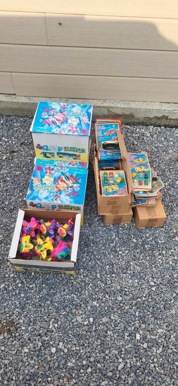 Lot pour revendeur petites voitures anciennes et petit avion, Enlèvement, Comme neuf