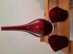 Mooie decoratieve fles met glaasjes, Ophalen of Verzenden, Minder dan 50 cm, Rood, Glas