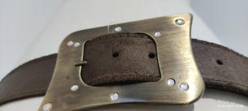 Vintage Leren riem  beschikbaar voor biedingen