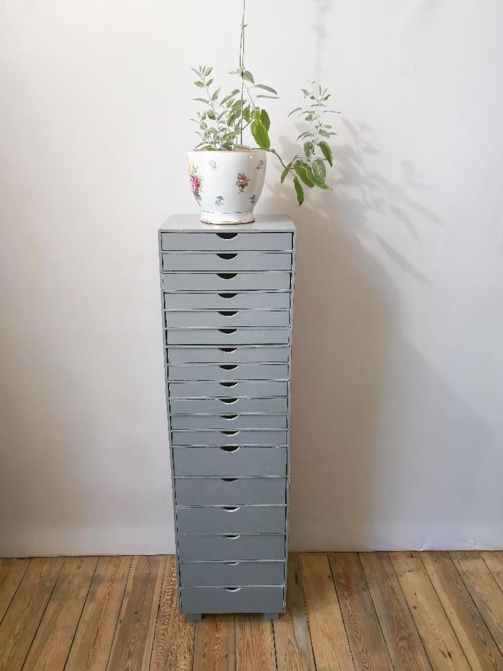 Ladekast -18 laden - Opbergmeubel - Creatief atelier, Huis en Inrichting, Kasten | Ladekasten, Zo goed als nieuw, 100 tot 150 cm