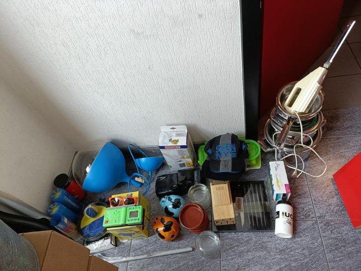 Rommelmarkt spullen dringend weg, Diversen, Rommelmarktspullen, Gebruikt, Ophalen