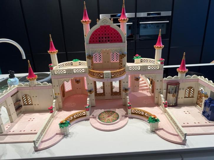 Playmobil set 4250 sprookjeskasteel met alle kamers en meer, Kinderen en Baby's, Speelgoed | Playmobil, Zo goed als nieuw, Complete set