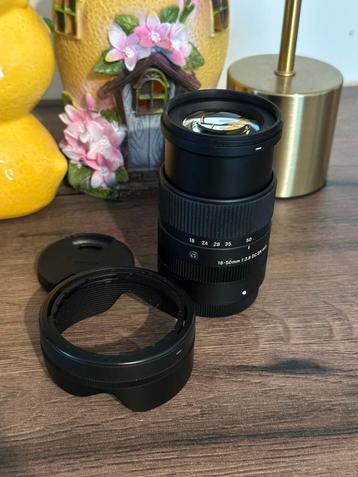 Sigma 18-50 monture x de fujifilm / garantie janvier 2029 beschikbaar voor biedingen