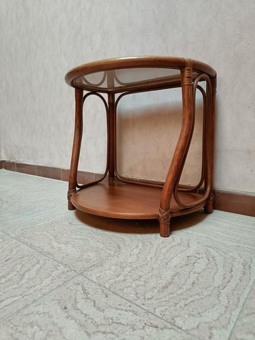 Vintage rotan/ bamboo wandtafel / bijzettafel, Huis en Inrichting, Woonaccessoires | Wandplanken en Boekenplanken, Zo goed als nieuw