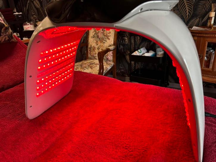 Lamp lichttherapie, Sport en Fitness, Gezondheidsproducten en Wellness, Zo goed als nieuw, Lichaamsverzorging, Ophalen