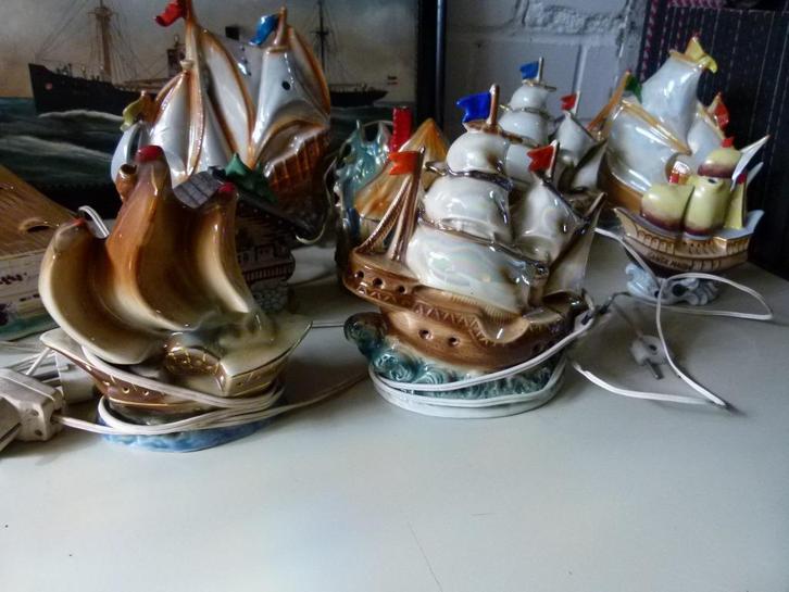 vintage huisjes scheepjes parfumlamp 40er-60er jaren per st, Verzamelen, Retro, Huis en Inrichting, Ophalen