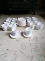 Set Arcopal France 18 kopjes + 18 onderzet bordjes, Antiek en Kunst, Ophalen