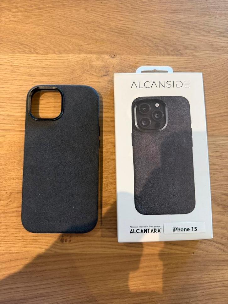 Alcantara hoesje Iphone 15 Van Alcanside, Telecommunicatie, Mobiele telefoons | Hoesjes en Screenprotectors | Apple iPhone, Nieuw