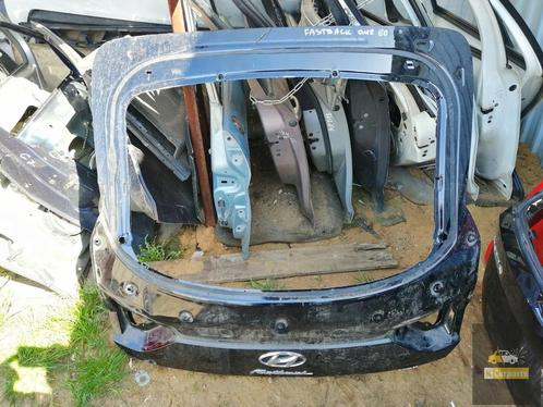 Achterklep Hyundai i30 Fastback, Auto-onderdelen, Banden en Velgen, Band(en), Gebruikt