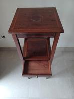 Kleine antieke bijzettafel, Antiek en Kunst, Ophalen