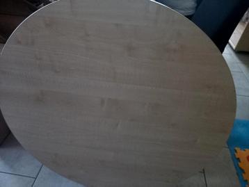 Prachtige tafel+4stoelen beschikbaar voor biedingen