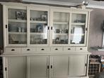 Dressoir, tafel en stoelen, Ophalen