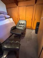 Zwarte leren vintage ligstoel loungestoel zetel met voetbank, Ophalen, Leer