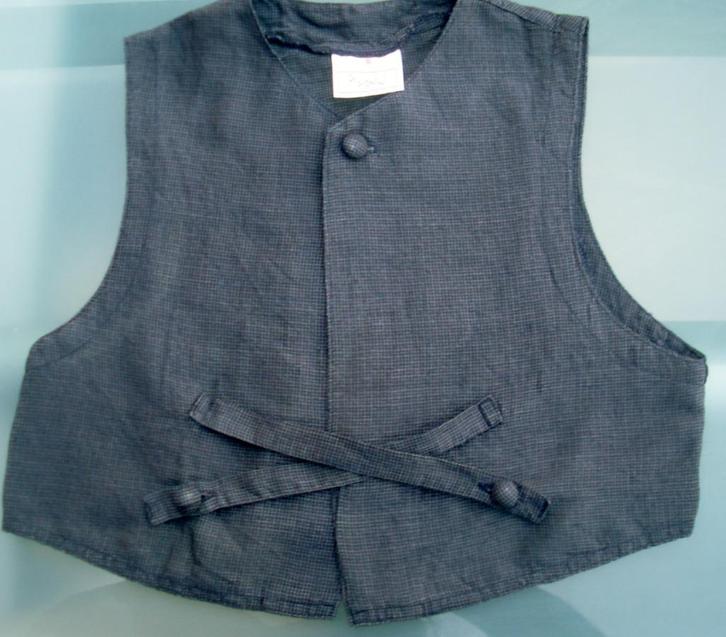Vestje van Piponini maat 122, Kinderen en Baby's, Kinderkleding | Maat 122, Gebruikt, Jongen, Trui of Vest, Ophalen of Verzenden
