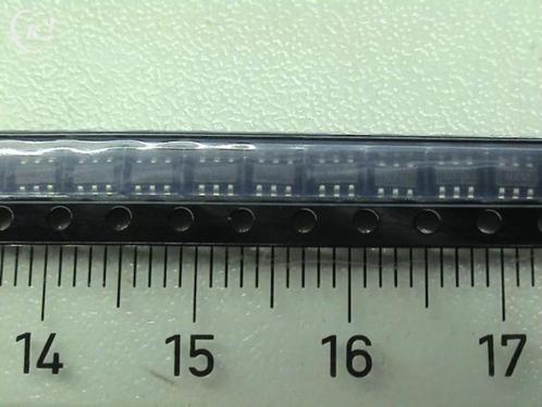 KN0098: 25LC010AT EEprom Microchip Technology Inc. 25LC010AT, Hobby en Vrije tijd, Elektronica-componenten, Nieuw, Ophalen of Verzenden