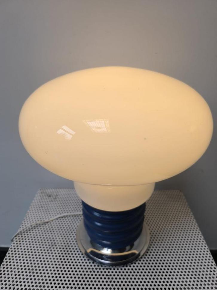 Italy 1970 Grande lampe vintage globe verre et metal, Antiquités & Art, Art | Objets design, Enlèvement