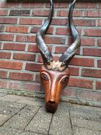 Houten dierenkop met ivoren gewei, Ophalen, Zo goed als nieuw