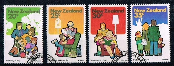 Postzegels uit Nieuw-Zeeland - K 5094 - familie-leven, Postzegels en Munten, Postzegels | Oceanië, Gestempeld, Verzenden