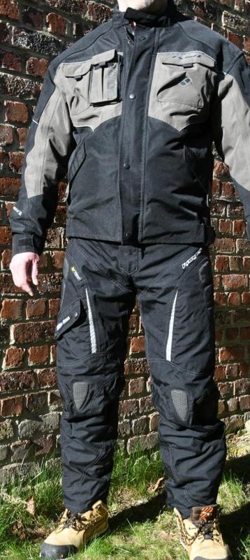 Motorfiets Adventure vest en broek L-XL beschikbaar voor biedingen