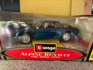 Alpine Renault Burago 1/16 NIEUW in doos beschikbaar voor biedingen