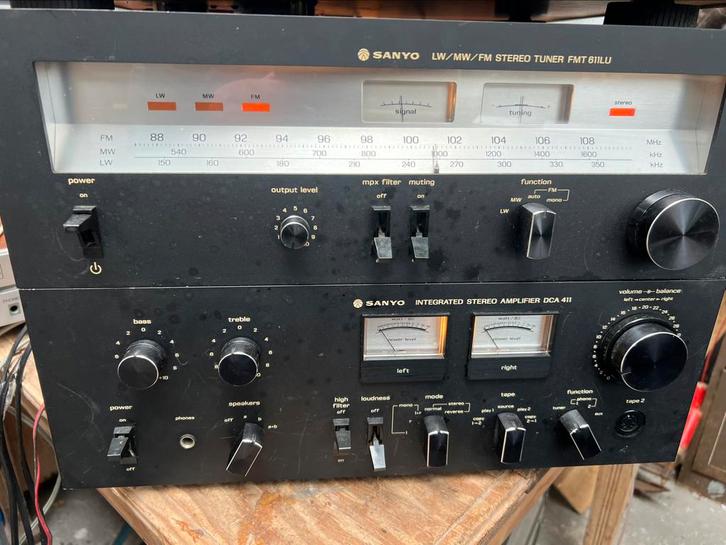 Sanyo radio versterker black face, Audio, Tv en Foto, Radio's, Radio, Ophalen