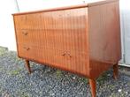 Commode Vintage à 3 tiroirs années 50  à rafraîchir, Maison & Meubles, Armoires | Commodes, 25 à 50 cm, Vintage design, Moins de 100 cm