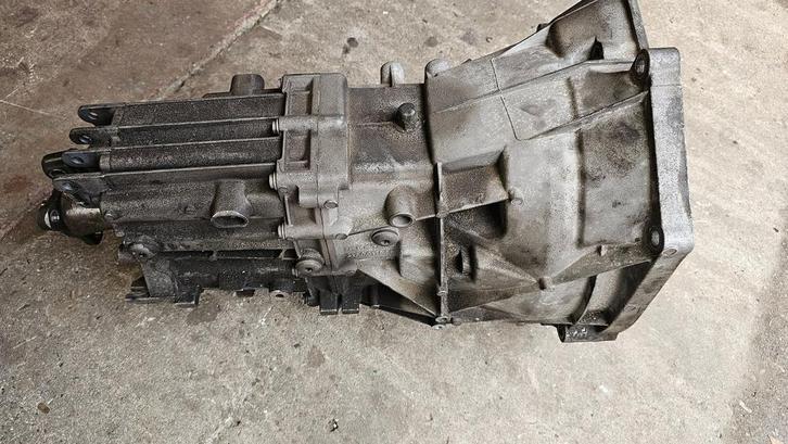 Versnellingsbak hand 6 bak benzine BMW 1 / 3 serie E8x E9x 2, Auto-onderdelen, Transmissie en Toebehoren, Gebruikt, Herkomst onderdeel bekend
