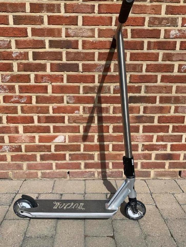 Stuntstep, Vélos & Vélomoteurs, Trottinettes, Comme neuf, Enlèvement