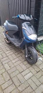 Peugeot vivacity, Fietsen en Brommers, Ophalen, Tweetakt, Gebruikt, Klasse A (25 km/u)