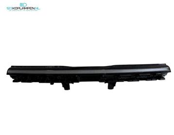 Hyundai Staria achterlicht midden LED DRL beschikbaar voor biedingen