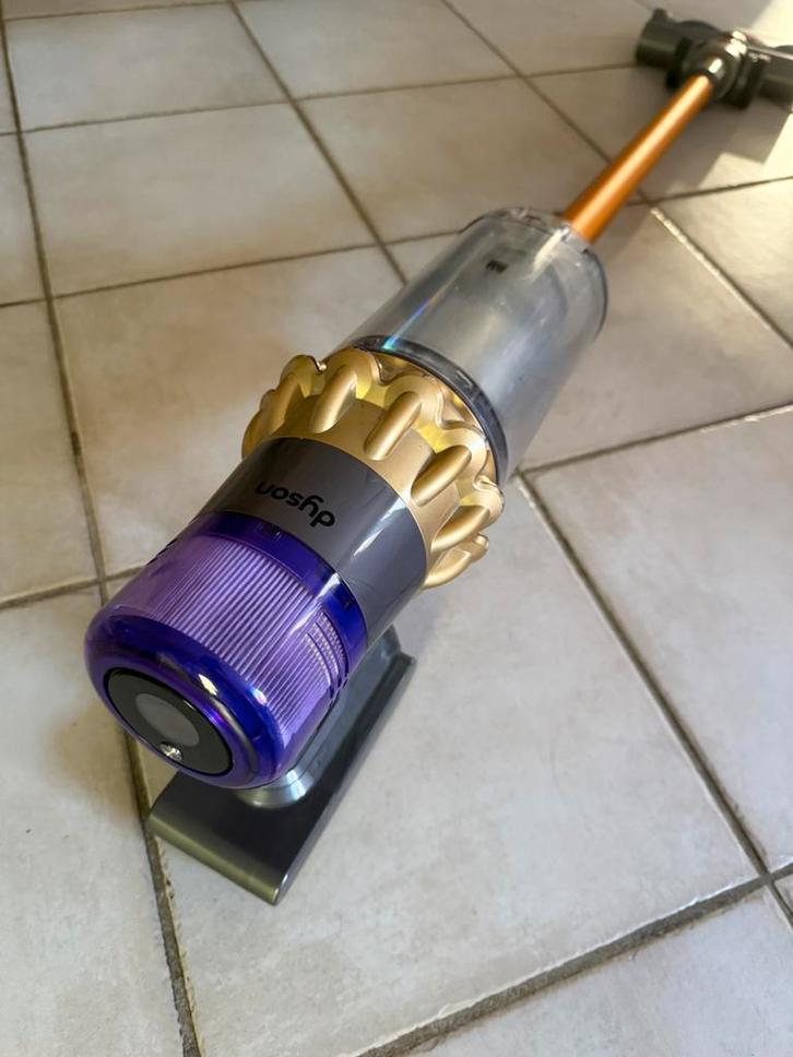 Dyson v11 absolute extra, Elektronische apparatuur, Stofzuigers, Stofzuiger, Ophalen