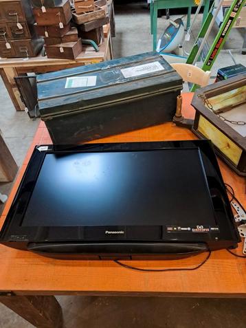 Panasonic Viera flatscreen TV 31,5 inch beschikbaar voor biedingen