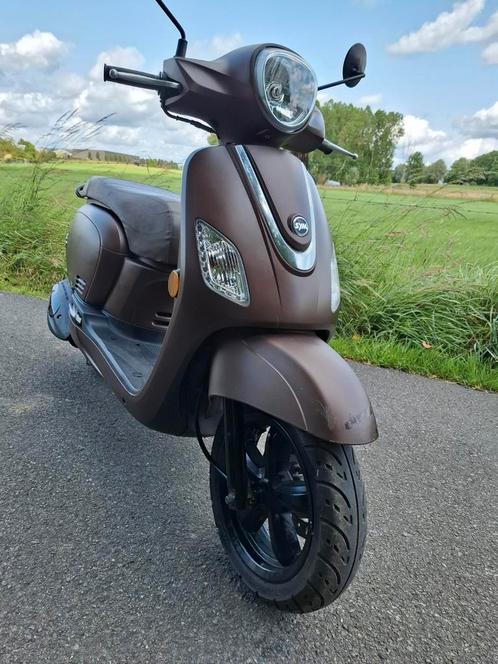 Sym fiddle II a klasse, Fietsen en Brommers, Scooters | SYM, Zo goed als nieuw, Fiddle, Klasse A (25 km/u), Benzine, Ophalen
