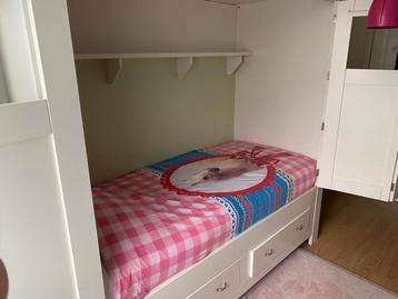 Bedstee  beschikbaar voor biedingen