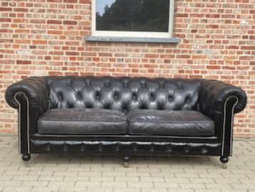 Chesterfield beschikbaar voor biedingen
