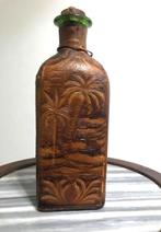 Carafe en cuir exotique Vintage Collect 😎😍🍸💑👌, Antiquités & Art, Enlèvement ou Envoi