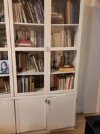 Bibliothèque avec portes vitrées, Enlèvement