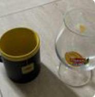 Lipton Ice tea: 1 beker/tas en 1 glas, Verzamelen, Glas en Drinkglazen, Gebruikt, Frisdrankglas, Ophalen of Verzenden