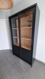 Donkere vitrinekast 200x115x45, Huis en Inrichting, Ophalen, Zo goed als nieuw