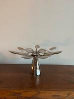 Design kandelaar/serveerschaal ‘The Smith’s Spoons’, Ophalen