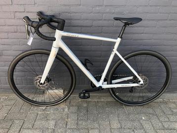 Nagenoeg nieuwe scott racefiets beschikbaar voor biedingen