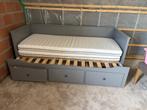 Kinderbed en bureau, Kinderen en Baby's, Ophalen, Zo goed als nieuw