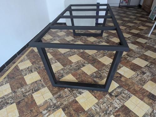 Pied de table, Huis en Inrichting, Tafelonderdelen, Nieuw, Tafelpoot, 150 tot 200 cm, 50 tot 100 cm, Rechthoekig, Metaal, Ophalen