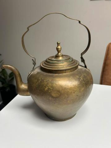 Koperen theepot thee kan antiek  beschikbaar voor biedingen