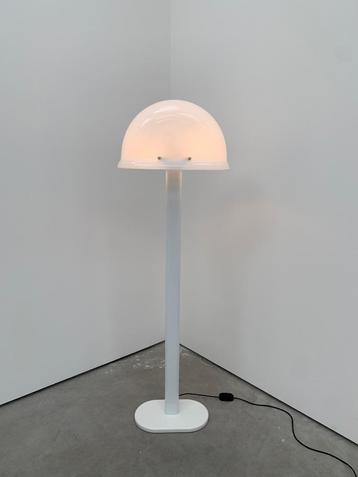 Vintage Guzzini Ventaglio vloerlamp Rodolfo Benetto beschikbaar voor biedingen