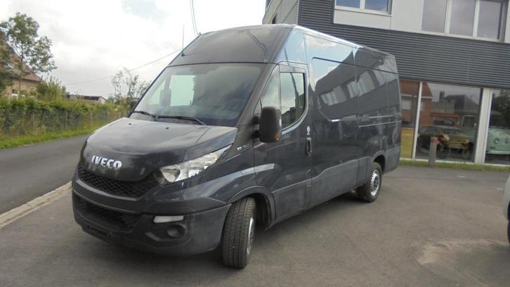 IVECO DAILY L3H2 - 35S16 - AIRCO - TREKHAAK, Auto's, Bestelwagens en Lichte vracht, Bedrijf, Te koop, ABS, Airbags, Airconditioning