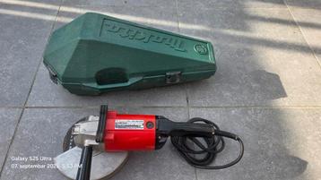 Groote Slijpmaschine Makita in prima staat beschikbaar voor biedingen