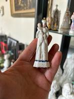 Statue de Marie en porcelaine du XIXe siècle., Antiquités & Art, Antiquités | Objets religieux, Enlèvement ou Envoi